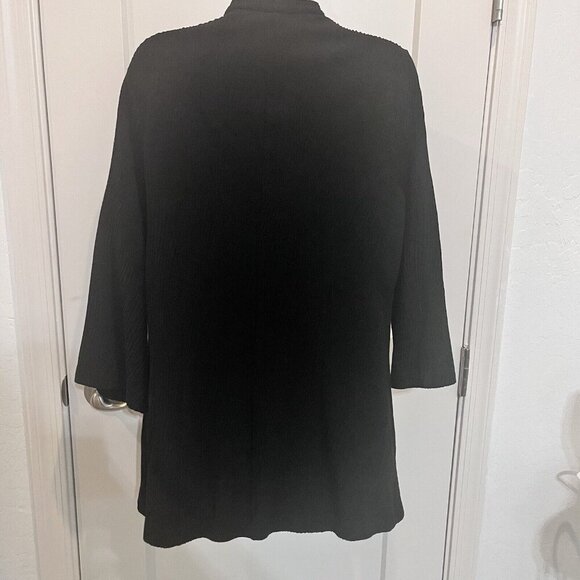 Black Eileen Fisher Jacket Size M Textured Snap Closure 3/4 Sleeve - Picture 6 of 10